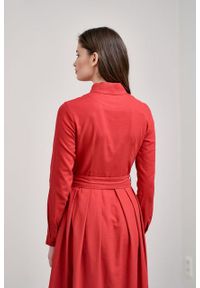 Marie Zélie - Sukienka Leandra czerwień. Typ kołnierza: kokarda. Kolor: czerwony. Materiał: bawełna, wiskoza, tkanina, materiał. Długość rękawa: długi rękaw #10