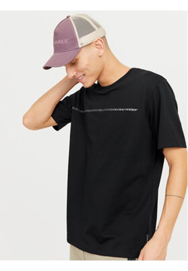 Jack & Jones T-Shirt Fusion 12273120 Czarny Regular Fit. Kolor: czarny. Materiał: bawełna, syntetyk