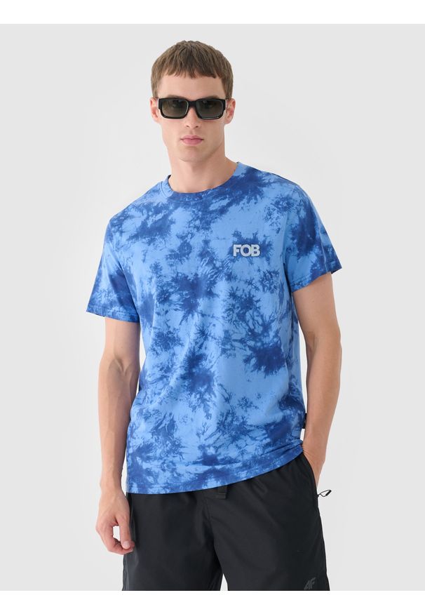 4f - 4F T-shirt regular gładki męski - niebieski XL. Okazja: na co dzień. Kolor: niebieski. Materiał: bawełna, jersey, dzianina. Długość rękawa: krótki rękaw. Długość: krótkie. Wzór: gładki. Styl: sportowy, casual, klasyczny