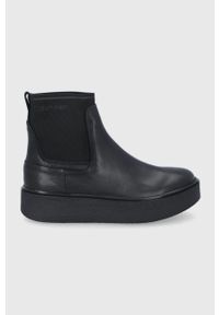 Calvin Klein Sztyblety skórzane damskie kolor czarny na platformie. Nosek buta: okrągły. Kolor: czarny. Materiał: skóra. Obcas: na platformie