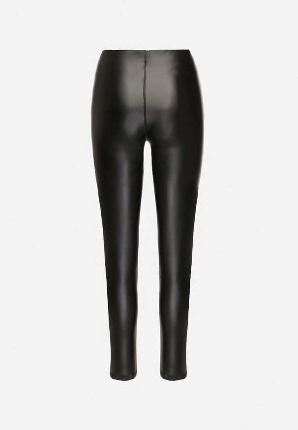 Born2be - Czarne Legginsy z Ekoskóry z Guzikami Wysokim Stanem i Gumką w Talii Sintheria. Okazja: na co dzień, na spacer. Stan: podwyższony. Kolor: czarny. Materiał: materiał, kaszmir. Wzór: aplikacja. Sezon: jesień. Styl: casual, elegancki