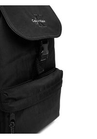 Calvin Klein Plecak Bold Mini Flap Backpack LV04D3320G Czarny. Kolor: czarny. Materiał: materiał #3