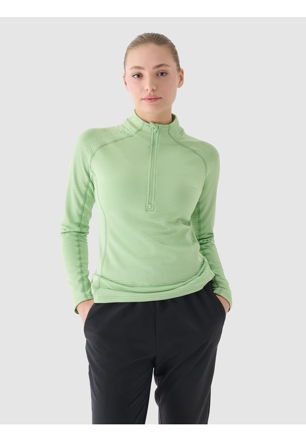 4f - 4F Bluza treningowa slim szybkoschnąca damska - zielona M. Okazja: na co dzień. Typ kołnierza: kołnierzyk stójkowy, bez kaptura. Kolor: zielony. Długość: krótkie. Wzór: jednolity, gładki, ze splotem. Materiał: dzianina, materiał, syntetyk, włókno, elastan. Długość rękawa: raglanowy rękaw. Styl: casual, klasyczny, sportowy. Sport: bieganie, fitness