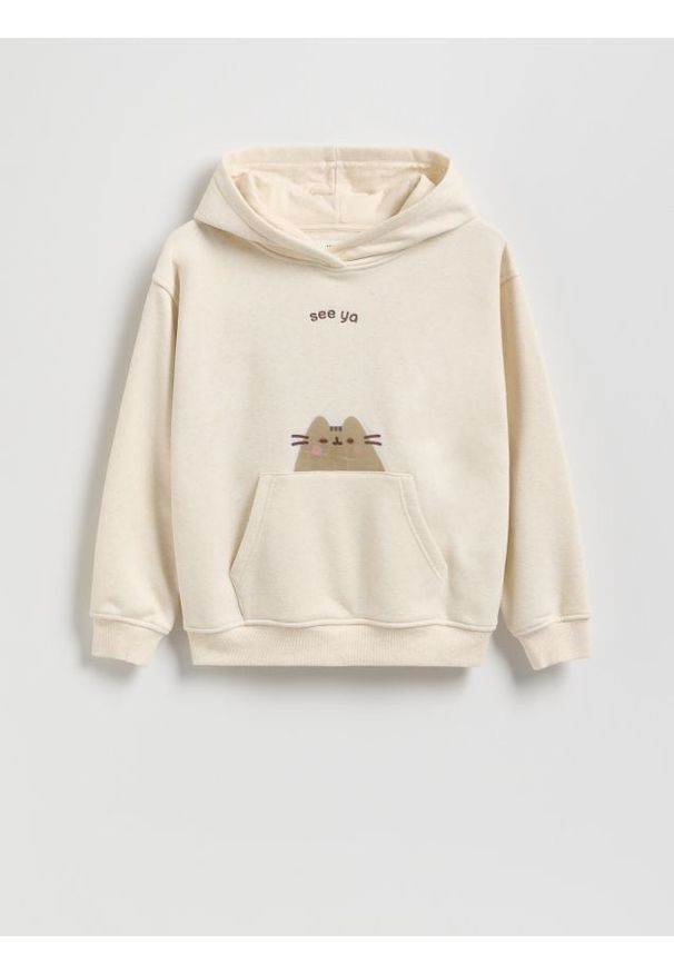Reserved - Bluza z kapturem Pusheen - beżowy. Typ kołnierza: kaptur. Kolor: beżowy. Materiał: bawełna