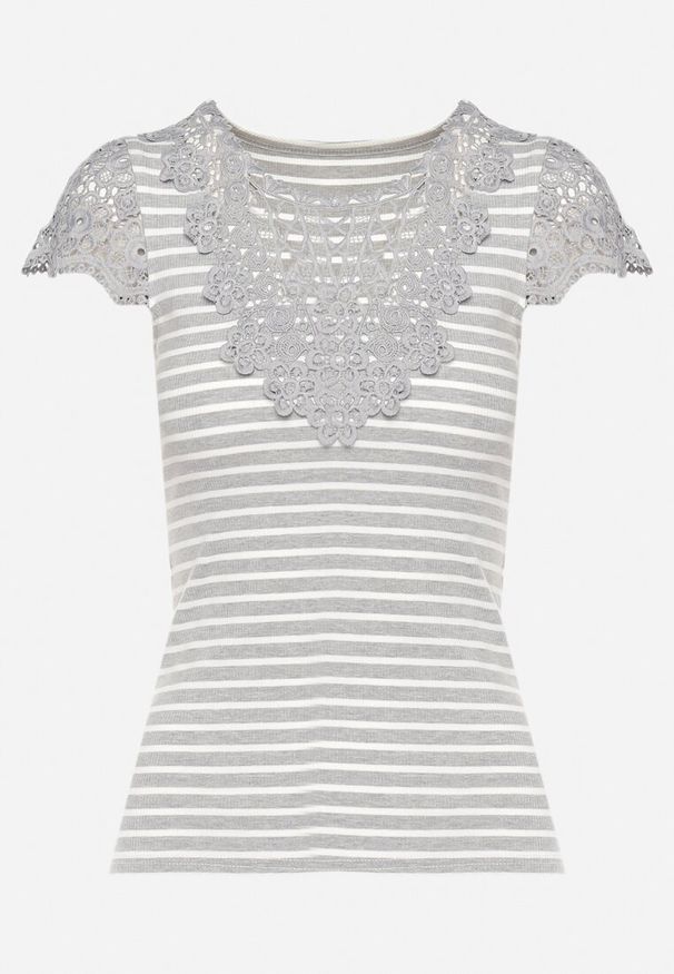 Born2be - Szary Bawełniany T-shirt z Prążkowanej Dzianiny Ozdobiony Koronką Liasilo. Okazja: na co dzień. Kolor: szary. Materiał: bawełna, prążkowany, koronka, dzianina. Wzór: aplikacja, koronka. Styl: elegancki, casual