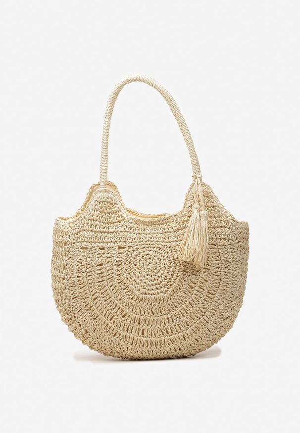 Born2be - Jasnobeżowa Okrągła Torebka Pleciona w Stylu Boho z Ozdobnym Chwostem Karasa. Kolor: beżowy. Wzór: aplikacja. Sezon: lato. Styl: boho