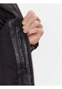 Pepe Jeans Kurtka skórzana Vonn PM402878 Czarny Regular Fit. Kolor: czarny. Materiał: skóra
