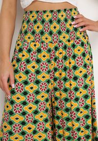 Born2be - Żółto-Zielone Szerokie Spodnie Kuloty w Mozaikowy Wzór z Bawełny Nanatill. Kolor: żółty. Materiał: bawełna. Sezon: lato #2