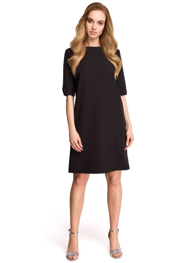 Style - Klasyczna minimalistyczna sukienka. Materiał: elastan. Typ sukienki: proste. Styl: klasyczny