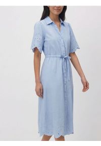 Reserved - Bawełniana sukienka z ażurowymi wstawkami - jasnoniebieski. Kolor: niebieski. Materiał: bawełna. Wzór: ażurowy. Typ sukienki: proste