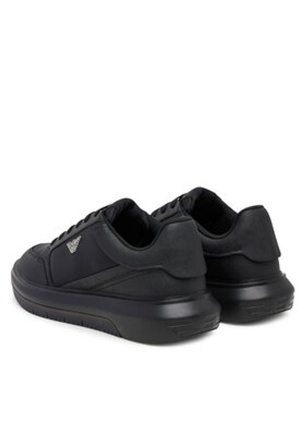 Emporio Armani Sneakersy EM003666 AF19532 MC105 Czarny. Kolor: czarny. Materiał: skóra