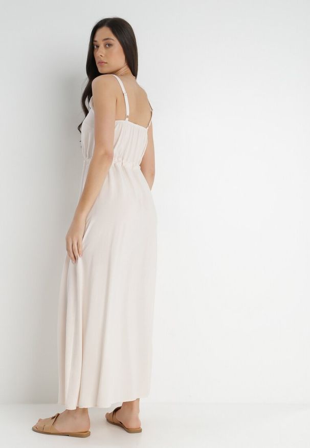 Born2be - Beżowa Sukienka z Wiskozy Xelpiroe. Okazja: na co dzień. Kolor: beżowy. Wzór: aplikacja, gładki. Typ sukienki: proste. Materiał: wiskoza. Długość rękawa: na ramiączkach. Sezon: lato. Styl: casual. Długość: maxi