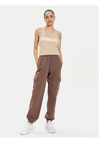 Adidas - adidas Top Essentials IS2087 Beżowy Regular Fit. Kolor: beżowy. Materiał: bawełna