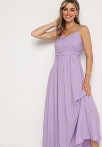 Born2be - Fioletowa Rozkloszowana Wiskozowa Sukienka na Cienkich Regulowanych Ramiączkach Canelsea. Okazja: na co dzień. Kolor: fioletowy. Materiał: wiskoza. Długość rękawa: na ramiączkach. Styl: casual #5