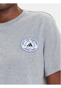 Adidas - adidas T-Shirt Farmers Market Graphic KB2486 Szary Regular Fit. Kolor: szary. Materiał: bawełna #3