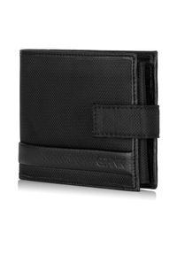 Ochnik - Czarny rozkładany zapinany portfel męski. Kolor: czarny. Materiał: nylon