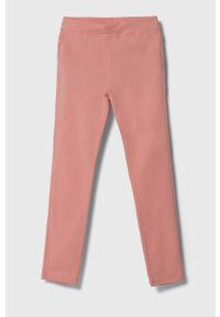 United Colors of Benetton spodnie dresowe dziecięce kolor różowy gładkie. Okazja: na co dzień. Kolor: różowy. Materiał: dresówka. Wzór: gładki. Styl: casual #1