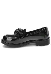 Czarne Półbuty S.Barski Eleganckie Mokasyny Damskie. Okazja: do pracy. Kolor: czarny. Materiał: guma, lakier, skóra. Wzór: aplikacja. Obcas: na obcasie. Styl: elegancki. Wysokość obcasa: niski