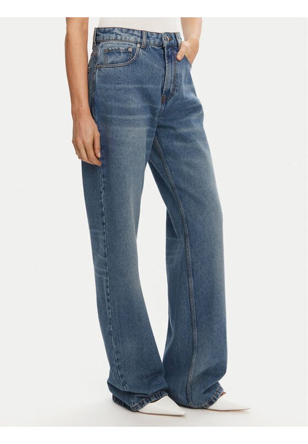 AMI PARIS Jeansy FTR450.DE0046 Granatowy Regular Fit. Kolor: niebieski