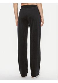 Guess Spodnie dresowe Couture V3BB26 KBXI2 Czarny Regular Fit. Kolor: czarny. Materiał: syntetyk #3