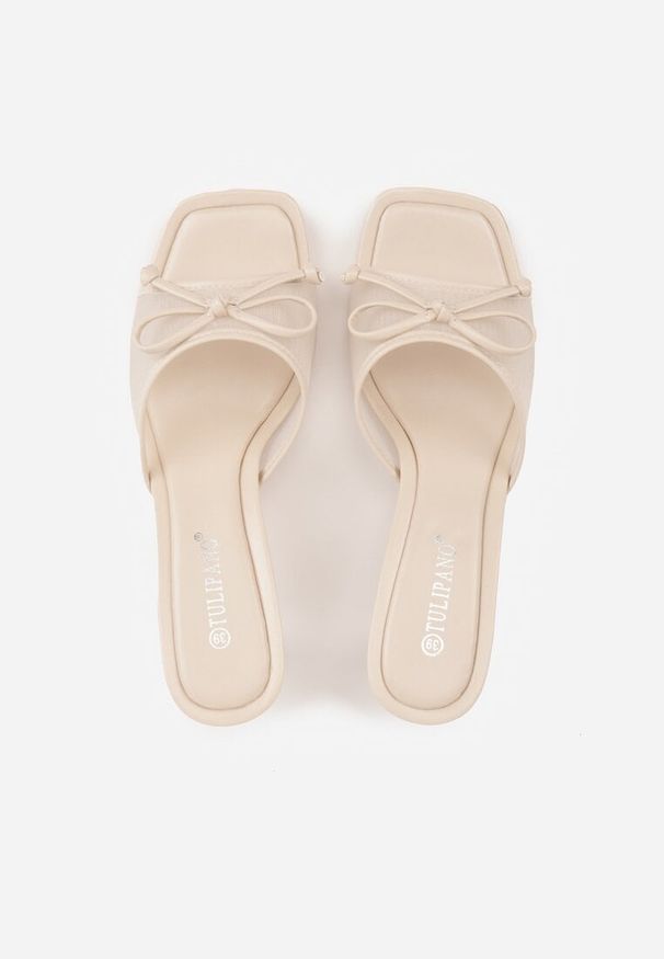 Renee - Beżowe Klapki na Szpilce z Siateczkową Cholewką i Kokardą Brefia. Okazja: na co dzień. Kolor: beżowy. Materiał: tiul. Obcas: na szpilce. Styl: casual. Wysokość obcasa: średni