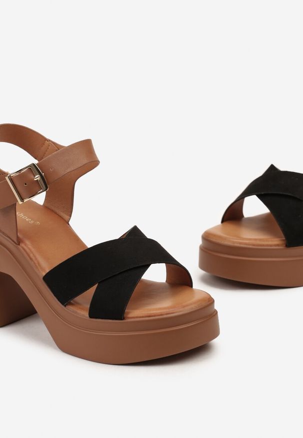 Born2be - Czarne Sandały na Słupku i Platformie z Zapięciem przy Kostce Anuset. Kolor: czarny. Obcas: na platformie. Styl: elegancki