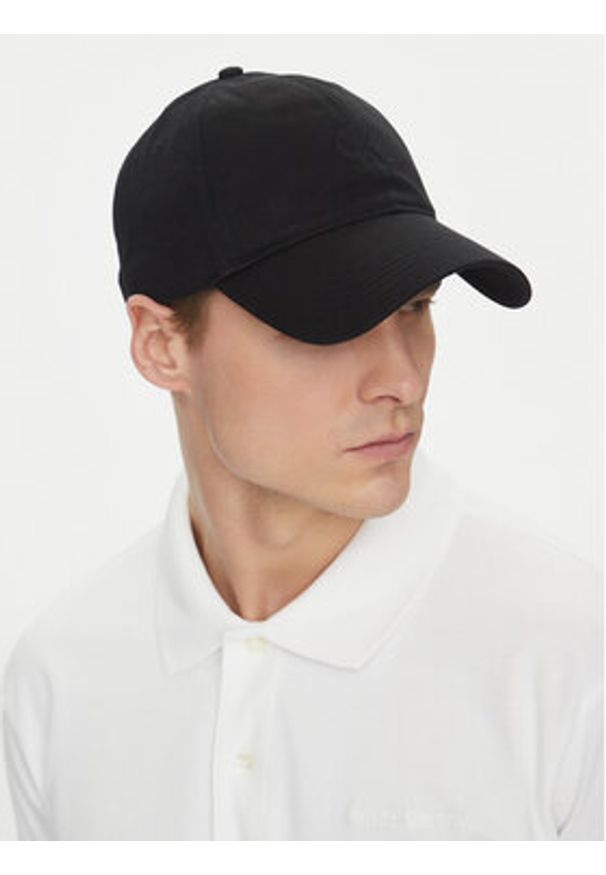 Calvin Klein Czapka z daszkiem LV04G5002G Czarny. Kolor: czarny. Materiał: bawełna, materiał
