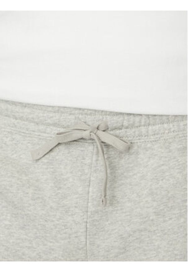 GAP - Gap Szorty sportowe 866651-02 Szary Regular Fit. Kolor: szary. Materiał: bawełna. Styl: sportowy