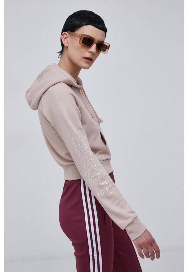 adidas Originals Bluza damska z kapturem gładka. Okazja: na co dzień. Typ kołnierza: kaptur. Kolor: beżowy. Materiał: materiał, włókno, dzianina. Długość rękawa: raglanowy rękaw. Wzór: gładki. Styl: casual