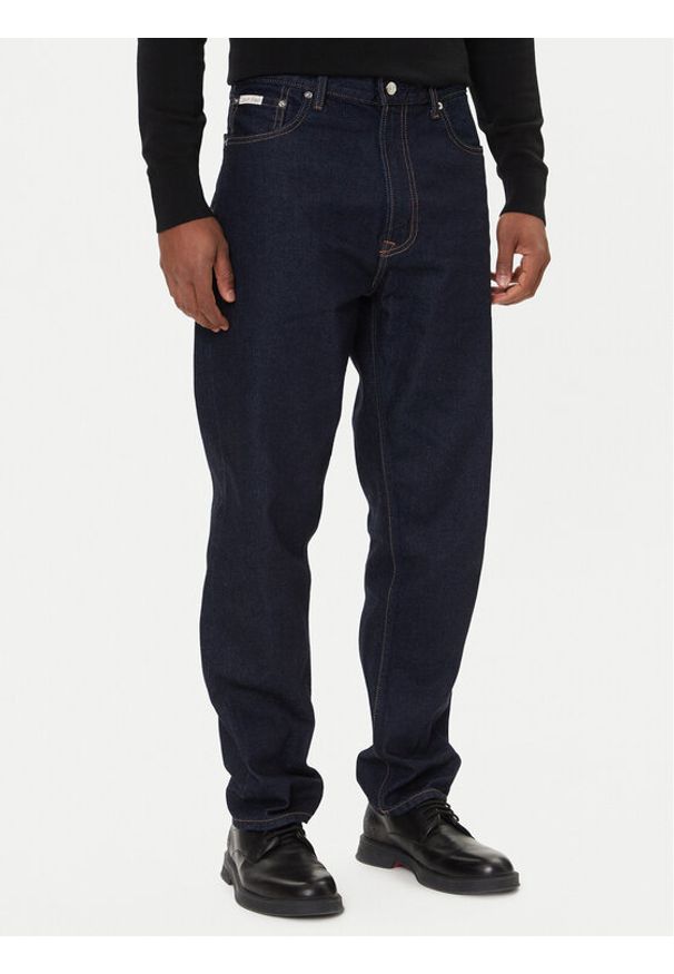 Calvin Klein Jeansy 90's LV04RD713G Granatowy Straight Fit. Kolor: niebieski