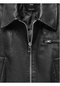mango - Mango Kurtka z imitacji skóry Phibi 67054790 Czarny Regular Fit. Kolor: czarny. Materiał: skóra #6