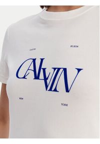 Calvin Klein Jeans T-Shirt Seasonal LV047F808G Biały Slim Fit. Kolor: biały. Materiał: bawełna #5
