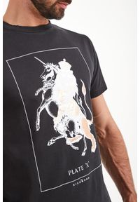 John Richmond - T-shirt Mashbrum JOHN RICHMOND. Styl: elegancki #4