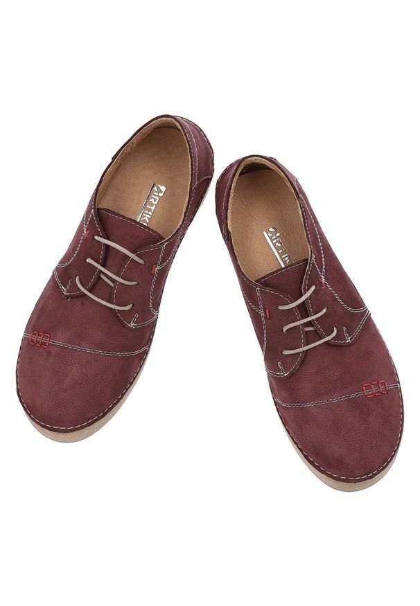 Bordowe Półbuty Artiker Modne Obuwie Damskie. Okazja: na co dzień. Kolor: czerwony. Materiał: skóra, jeans. Styl: casual, klasyczny