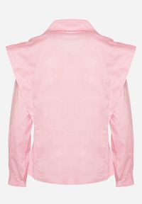 Born2be - Różowa Bawełniana Koszula z Ozdobnymi Ramionami Teladoria. Okazja: na co dzień. Kolor: różowy. Materiał: bawełna. Styl: elegancki, casual #3