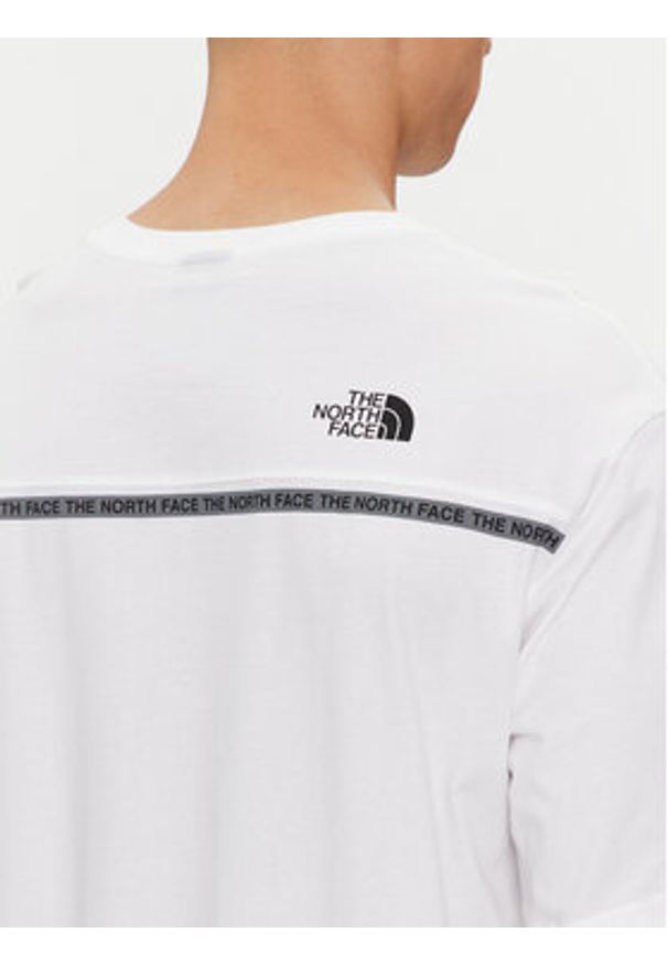 The North Face T-Shirt Zumu NF0A87DD Biały Regular Fit. Kolor: biały. Materiał: bawełna