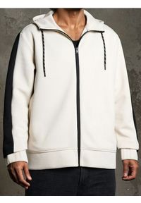 Sinsay - Bluza z kapturem - beżowy. Typ kołnierza: kaptur. Kolor: beżowy #1