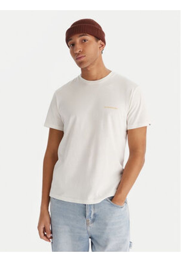 Quiksilver T-Shirt Ev Desert Waves EQYZT08183 Biały Regular Fit. Kolor: biały. Materiał: bawełna