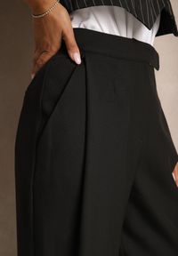 Renee - Czarne Spodnie o Garniturowym Fasonie High Waist Relessa. Okazja: do pracy, na spotkanie biznesowe. Stan: podwyższony. Kolor: czarny. Styl: biznesowy #4