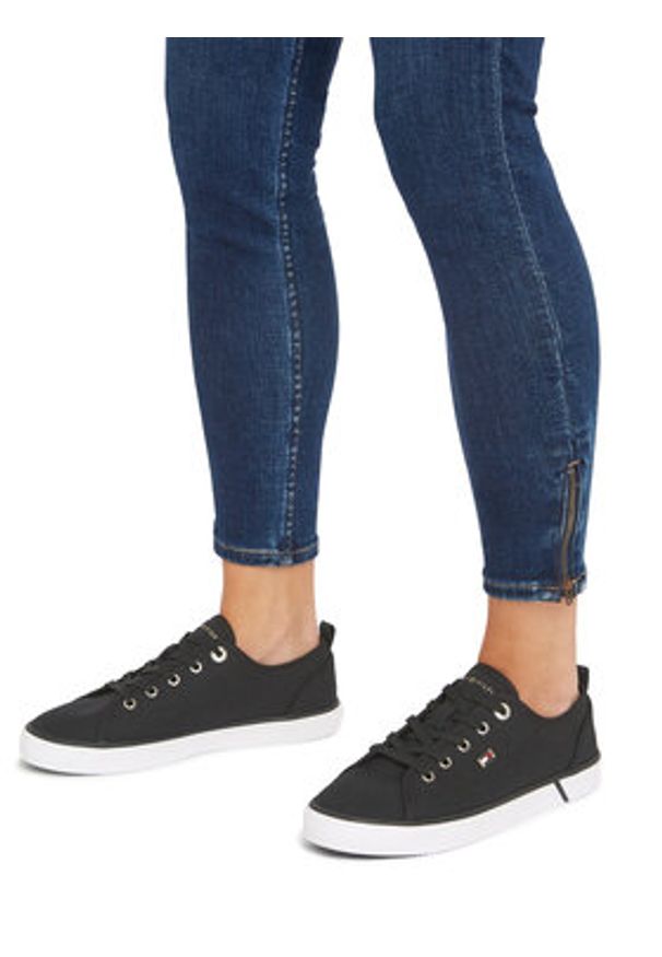 TOMMY HILFIGER - Tommy Hilfiger Tenisówki Vulc Canvas Sneaker FW0FW08063 Czarny. Kolor: czarny. Materiał: materiał