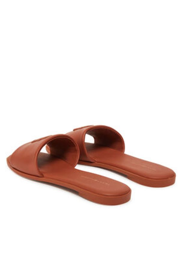 TOMMY HILFIGER - Tommy Hilfiger Klapki Th Logo Hardware Leather Mule FW0FW08806 Brązowy. Kolor: brązowy. Materiał: skóra