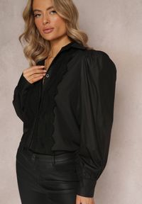 Renee - Czarna Koszula z Haftowanego Materiału z Kołnierzykiem i Guzikami Helminave. Kolor: czarny. Materiał: materiał. Długość rękawa: długi rękaw. Długość: długie. Wzór: haft. Styl: elegancki