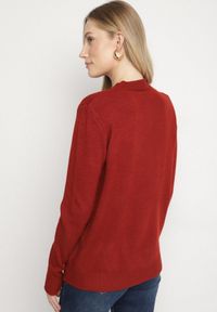 Born2be - Bordowy Klasyczny Sweter z Wełną Mailira. Okazja: na co dzień, do pracy. Kolor: czerwony. Materiał: wełna. Styl: klasyczny