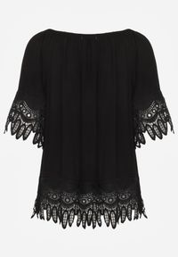 Born2be - Czarna Bluzka z Wiskozy w Stylu Boho z Koronką Sznurkami i Koralikami Dazzlebell. Okazja: na co dzień, do pracy, na spotkanie biznesowe. Kolor: czarny. Materiał: wiskoza, koronka. Wzór: koronka. Styl: boho #5