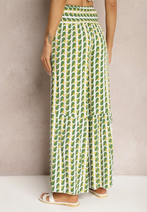Renee - Zielone Spodnie z Wiskozy High Waist Typu Palazzo z Gumką w Talii Tiimacella. Stan: podwyższony. Kolor: zielony. Materiał: wiskoza. Sezon: lato