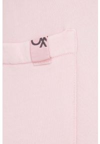 United Colors of Benetton spodnie dresowe bawełniane damskie kolor różowy gładkie. Kolor: różowy. Materiał: bawełna, dresówka. Wzór: gładki #4