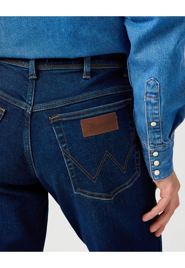 Wrangler - MESKIE SPODNIE WRANGLER TEXAS COSMIC BLUE 112362343