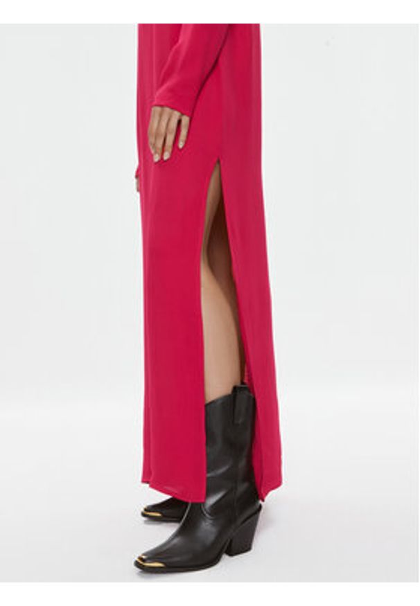 Herskind Sukienka codzienna Molly 4965736 Różowy Oversize. Okazja: na co dzień. Kolor: różowy. Materiał: wiskoza. Typ sukienki: proste, oversize. Styl: casual