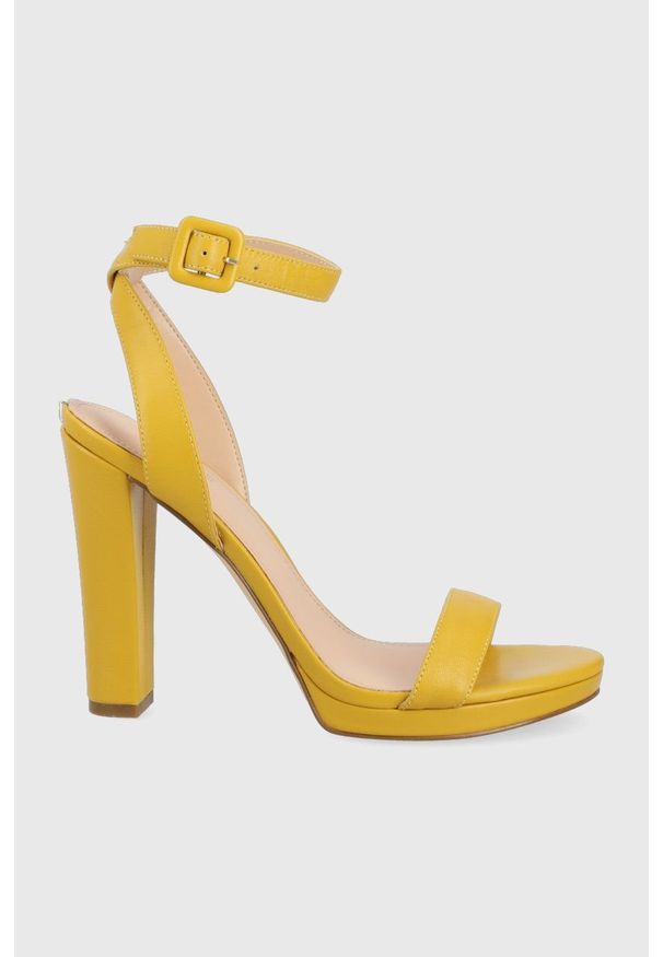 Guess sandały skórzane KALARE kolor żółty. Zapięcie: klamry. Kolor: żółty. Materiał: skóra. Wzór: gładki. Obcas: na obcasie. Wysokość obcasa: średni
