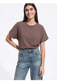 Reserved - T-shirt z modalem - brązowy. Kolor: brązowy. Materiał: dzianina #1